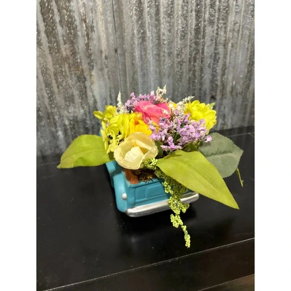 Pioneer Woman Turquoise Truck Drummond Ranch Decor - Picture 4 of 4